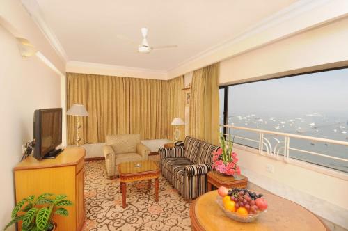 Strutture e servizi, Fariyas Hotel in Mumbai (Bombay) Strutture e servizi, Fariyas Hotel in Mumbai (Bombay)