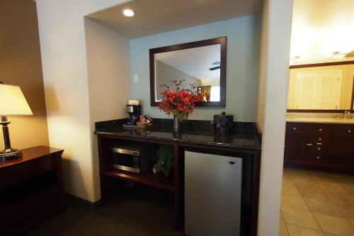 Redwood Hyperion Suites in Grants Pass (OR) Redwood Hyperion Suites in Grants Pass (OR)