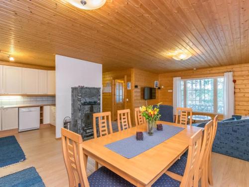 Holiday Home Paivarinne in Vaara Holiday Home Paivarinne in Vaara