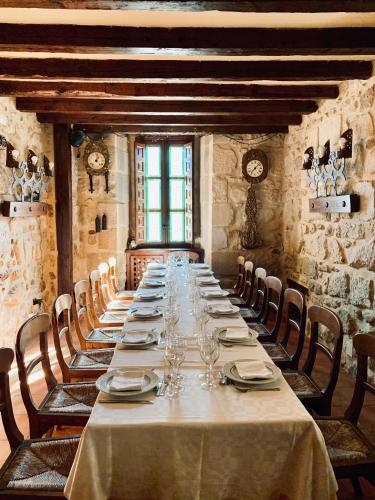 Étterem, Hotel Tres Coronas de Silos in Santo Domingo De Silos Étterem, Hotel Tres Coronas de Silos in Santo Domingo De Silos