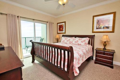 在meiguo.com看到的Crystal Shores West 904的介绍图片