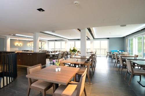 餐廳, 帕克酒店 (Parkhotel Residenz) in 聖 彼得-奧丁 餐廳, 帕克酒店 (Parkhotel Residenz) in 聖 彼得-奧丁