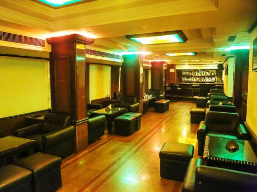 Bar/Lounge, Anandha Inn Convention Centre and Suites in Pondicherry Bar/Lounge, Anandha Inn Convention Centre and Suites in Pondicherry
