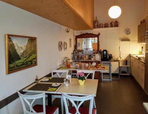 Létesítmények, BnB Chalet-Gafri in Wilderswil Létesítmények, BnB Chalet-Gafri in Wilderswil