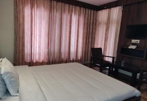 This photo about Hotel Blue Heaven shared on HyHotel.com