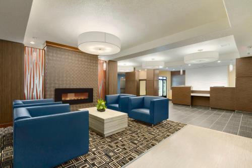 大堂, 約克頓溫德姆戴斯套房酒店 (Days Inn & Suites by Wyndham Yorkton) in 約克頓 大堂, 約克頓溫德姆戴斯套房酒店 (Days Inn & Suites by Wyndham Yorkton) in 約克頓