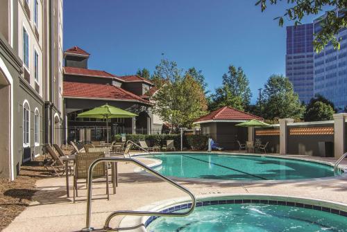Facilities, La Quinta Inn & Suites by Wyndham Atlanta Perimeter Medical in Atlanta (GA) Facilities, La Quinta Inn & Suites by Wyndham Atlanta Perimeter Medical in Atlanta (GA)