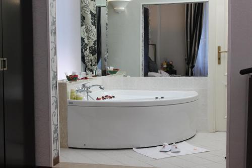 حمام, Villa Aricia in ألبانو لازايل حمام, Villa Aricia in ألبانو لازايل