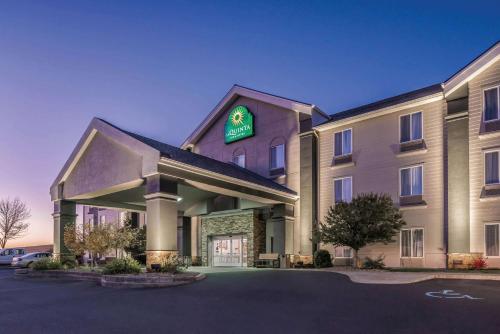 設施, 莫斯科普爾曼溫德姆拉昆塔套房酒店 (La Quinta Inn & Suites by Wyndham Moscow Pullman) in 莫斯科 (ID) 設施, 莫斯科普爾曼溫德姆拉昆塔套房酒店 (La Quinta Inn & Suites by Wyndham Moscow Pullman) in 莫斯科 (ID)