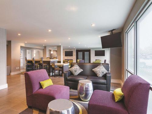 Predvorje, La Quinta Inn & Suites by Wyndham Austin Round Rock in Round Rock (TX) Predvorje, La Quinta Inn & Suites by Wyndham Austin Round Rock in Round Rock (TX)