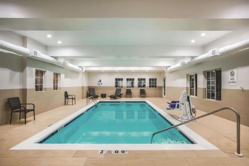 Facilities, La Quinta Inn & Suites by Wyndham Chambersburg in Chambersburg (PA) Facilities, La Quinta Inn & Suites by Wyndham Chambersburg in Chambersburg (PA)