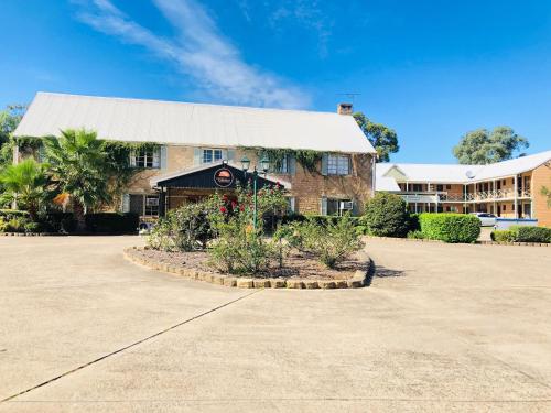 Campbelltown Colonial Motor Inn Campbelltown