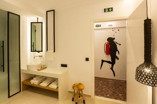 Eleana Hotel in ไทโนซ Eleana Hotel in ไทโนซ