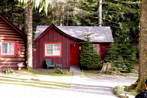 Gateway Inn & Cabins in Ashford (WA) Gateway Inn & Cabins in Ashford (WA)