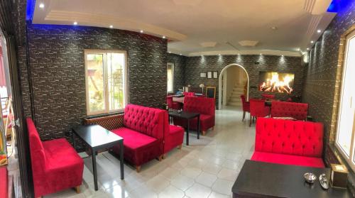 Görkemli Hotel (Gorkemli Hotel) in Buyukada Görkemli Hotel (Gorkemli Hotel) in Buyukada