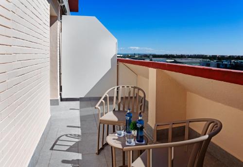 Balcony/terrace, Hotel Catalonia Hispalis in Seville Balcony/terrace, Hotel Catalonia Hispalis in Seville