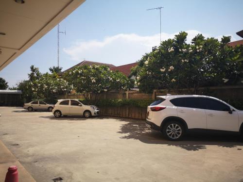 Sab Suwarn Mansion in Suphan Buri Sab Suwarn Mansion in Suphan Buri