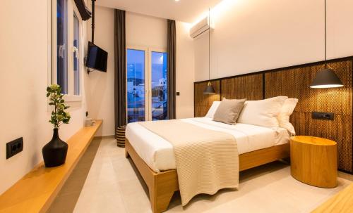 Eleana Hotel in ไทโนซ Eleana Hotel in ไทโนซ