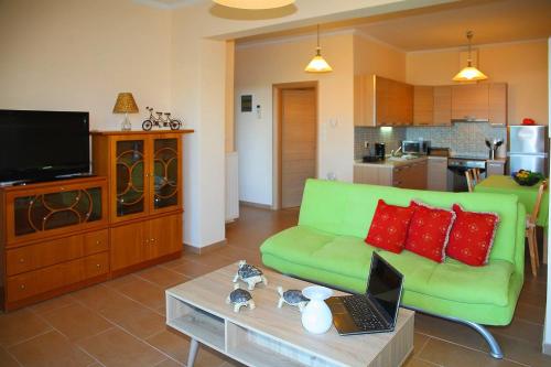 Comfy flat with Garden near the Beach in Theologos (Fthiotis) Comfy flat with Garden near the Beach in Theologos (Fthiotis)