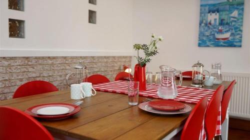 Facilities, Llety'r Adar in Harlech Facilities, Llety'r Adar in Harlech