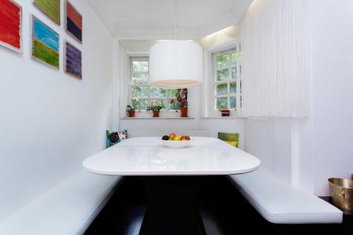 This photo about Veeve - Hampstead Village Zen shared on HyHotel.com