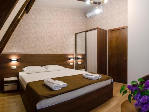 Home@97 on Aghmashenebeli Avenue