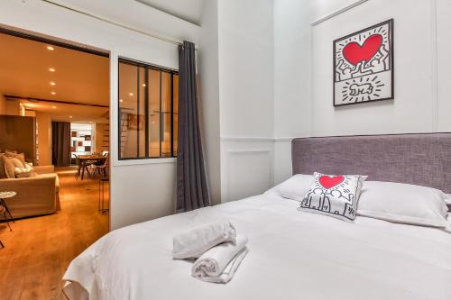 This photo about 31 - Atelier Keith Harings shared on HyHotel.com