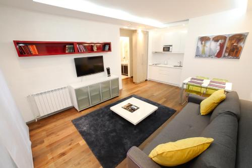 STATUS Superior Apartments in Novi Beograd STATUS Superior Apartments in Novi Beograd