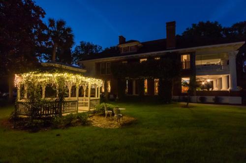 Herlong Mansion Bed & Breakfast in Micanopy (FL) Herlong Mansion Bed & Breakfast in Micanopy (FL)