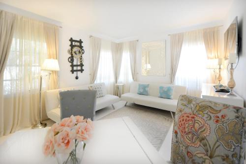 Hotel Lenox Apartments