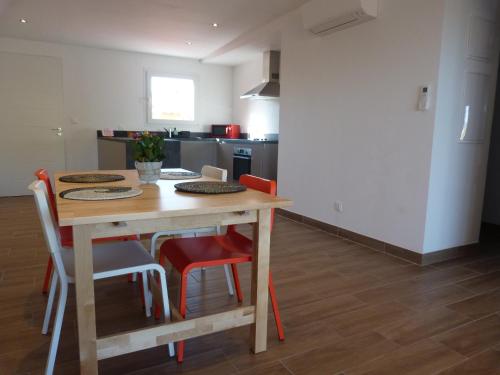 Les Lodges - Villa avec spa privatif in Valensole Les Lodges - Villa avec spa privatif in Valensole