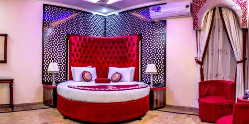 Rose Palace Hotel
