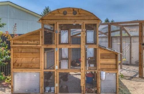 在meiguo.com看到的Crooked River Inn的介绍图片