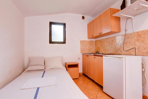 Dapur, Raj mira in Utjeha Dapur, Raj mira in Utjeha