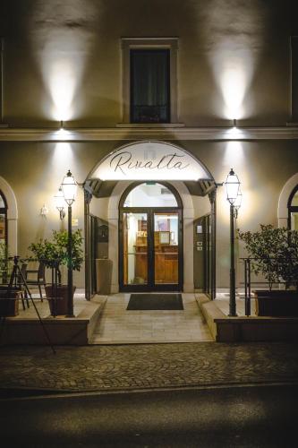 Entrance, Rivalta Life Style Hotel in Salo Entrance, Rivalta Life Style Hotel in Salo