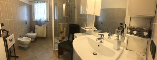 Bagno, Al Divenire B&B Apartments in San Giorgio di Mantova Bagno, Al Divenire B&B Apartments in San Giorgio di Mantova