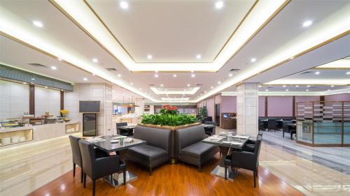 Restaurant, Millennium Harbourview Hotel Xiamen in Xiamen Restaurant, Millennium Harbourview Hotel Xiamen in Xiamen