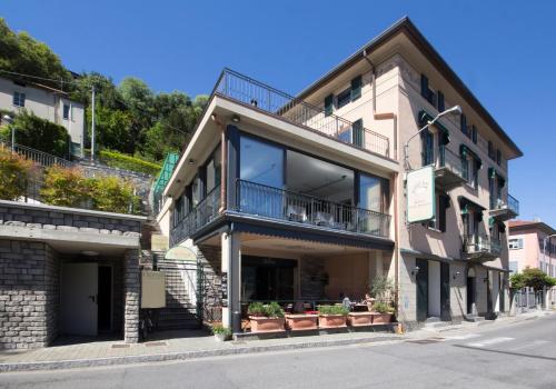 Ingresso, Hotel Orso Bruno in Carate Urio Ingresso, Hotel Orso Bruno in Carate Urio