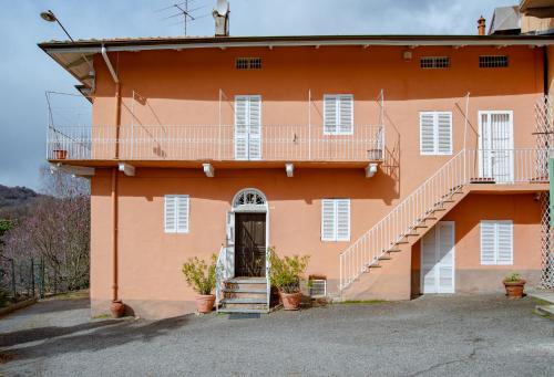 Ulaz, La Villa nel Bosco in Belgirate Ulaz, La Villa nel Bosco in Belgirate