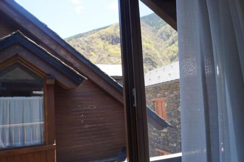 Balcó/terrassa, Acogedora casita en el Pallars in Isil Balcó/terrassa, Acogedora casita en el Pallars in Isil