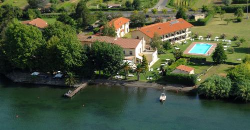 This photo about Hotel Eden Sul Lago shared on HyHotel.com