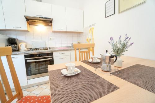 Apartments Titonel in Basanija Apartments Titonel in Basanija