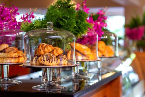 Food and beverages, Ramada Plaza by Wyndham Bangkok Menam Riverside in Bangkok Riverside Food and beverages, Ramada Plaza by Wyndham Bangkok Menam Riverside in Bangkok Riverside