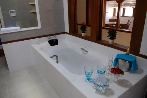Kamar Mandi, Casa Turquesa - Maison D´Hotes in Paraty Kamar Mandi, Casa Turquesa - Maison D´Hotes in Paraty