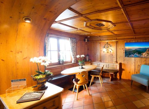 Vstupní hala, Hotel Oberland in Triesenberg Vstupní hala, Hotel Oberland in Triesenberg