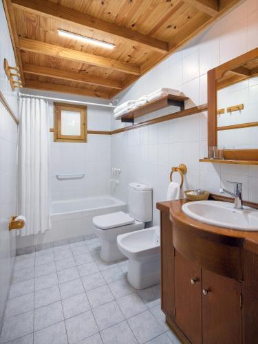 This photo about Spring Creek Lodge shared on HyHotel.com