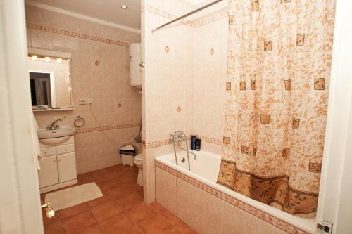 This photo about Hotel Ohta shared on HyHotel.com