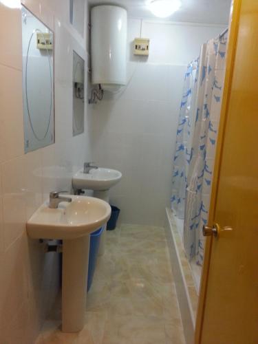 Баня, Hostal Casa de Huespedes San Fernando - Adults Only in Гран Канария Баня, Hostal Casa de Huespedes San Fernando - Adults Only in Гран Канария
