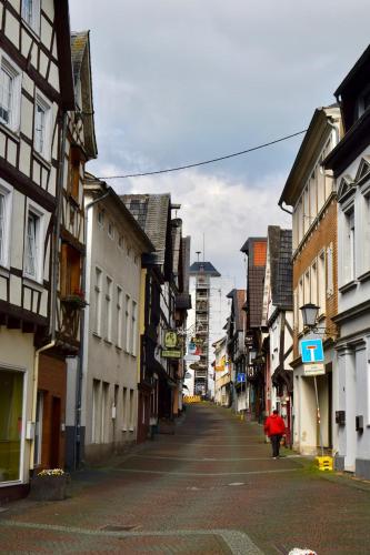 Im kleinen Stil ll in Linz am Rhein Im kleinen Stil ll in Linz am Rhein