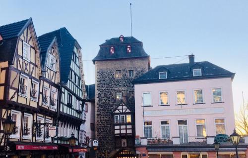 Im kleinen Stil ll in Linz am Rhein Im kleinen Stil ll in Linz am Rhein